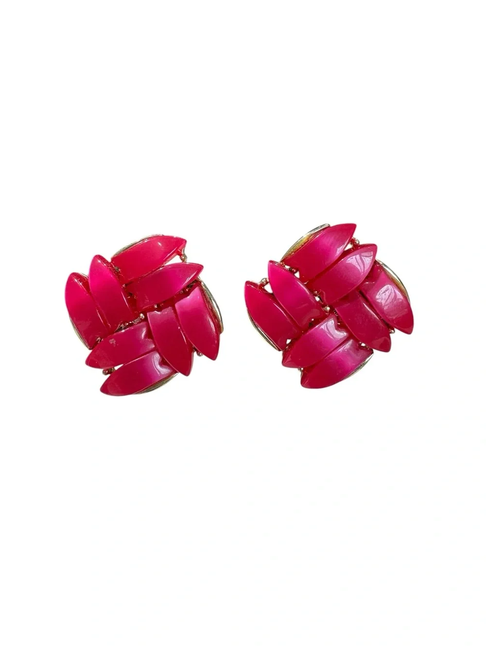VTG Lisner Screw Back Designer Signed Thermoset Fuschia Pink Gold Tone Earrings